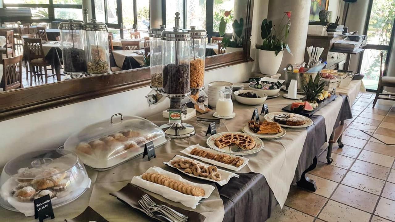 Hotel Il Veliero Torre San Giovanni Ugento Dış mekan fotoğraf